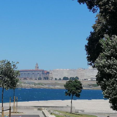 דירות א-קורוניה Apartamento Costa Riazor Coruna מראה חיצוני תמונה